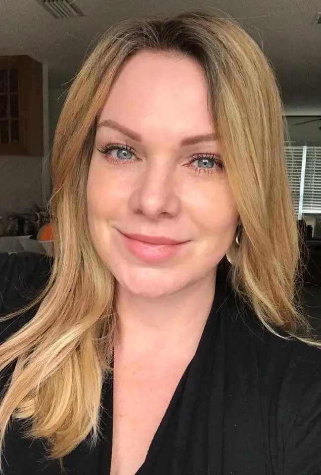 Sarah M. Profile