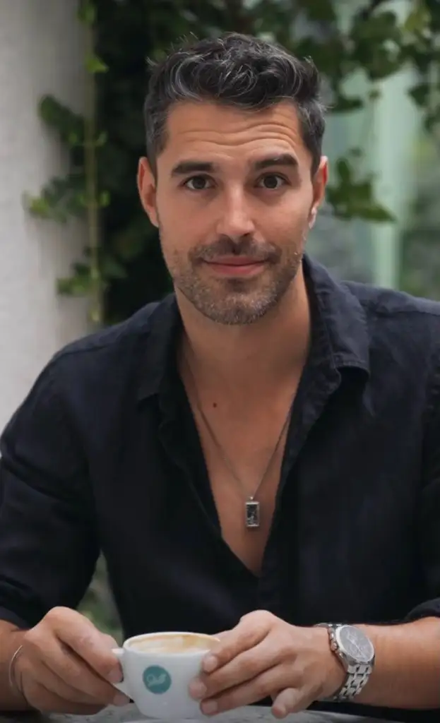 <p>Henry.S</p>